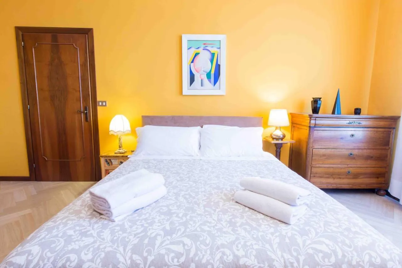 Art Painting Apartment With Canal View Venise